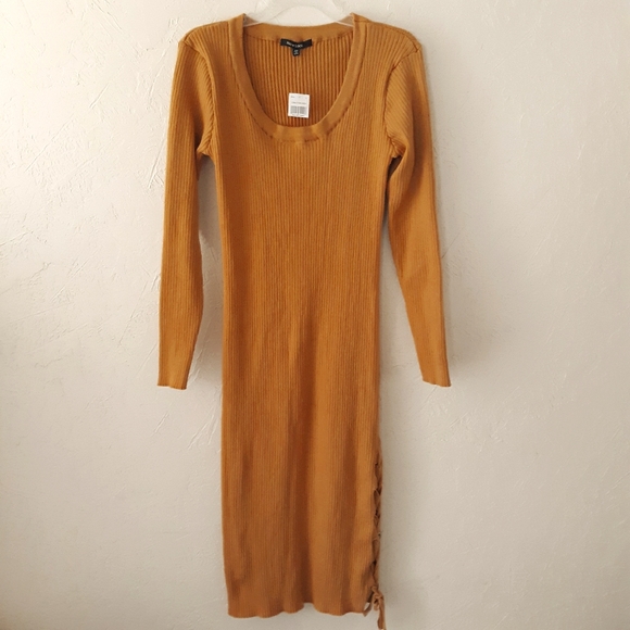 New Look Dresses & Skirts - Women's Plus Size 2X Long Sweater Dress Gold Midi
